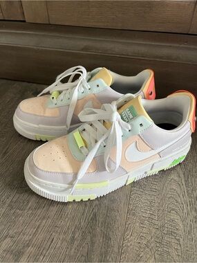 Nike Air Force 1 Low Pixel Sneakers in Sz.6 US, EUR 36.5